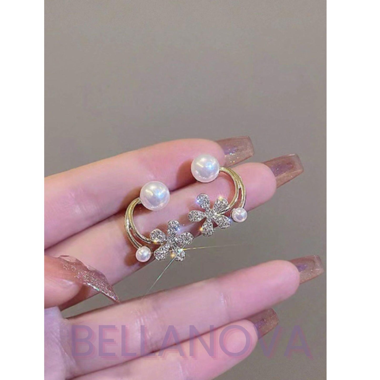 Brincos 2 em 1 Flores e Pérolas - Folheado a Ouro 18k + FRETE GRÁTIS