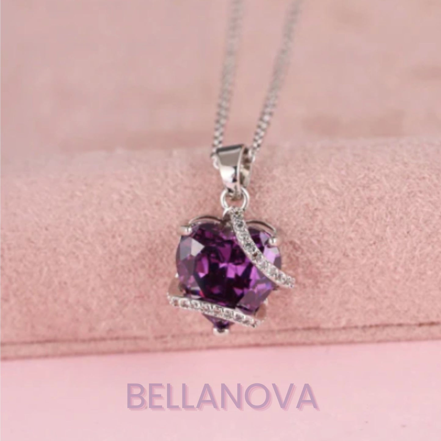 OLIVIA PADANO X BELLA NOVA | Gargantilha Coração Encantado Roxo - Folheado a Ouro 24k+ FRETE GRÁTIS