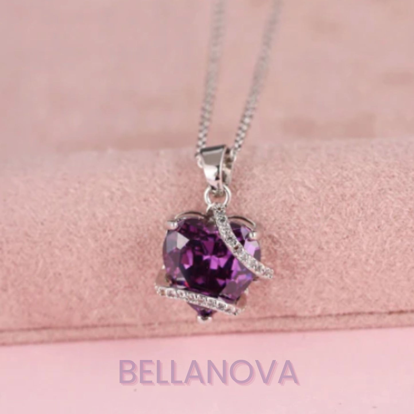 OLIVIA PADANO X BELLA NOVA | Gargantilha Coração Encantado Roxo - Folheado a Ouro 24k+ FRETE GRÁTIS