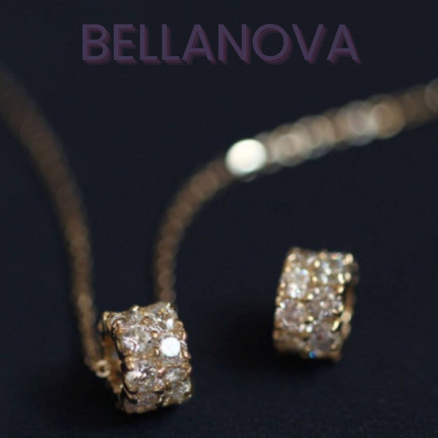 OLIVIA PADANO X BELLA NOVA | Gargantilha Com Pingente Swarovski - Folheado a Ouro 24k+ FRETE GRÁTIS