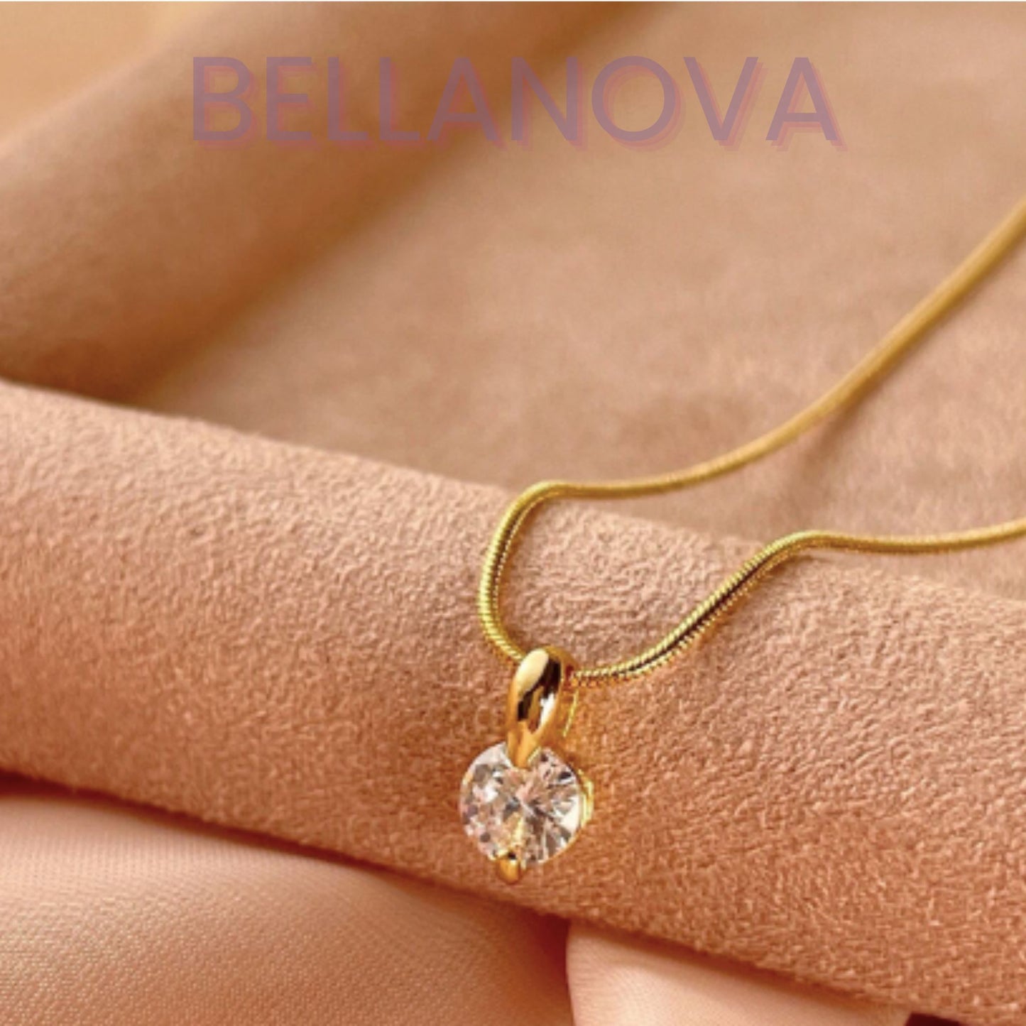 OLIVIA PADANO X BELLA NOVA | Gargantilha Ponto de Luz Swarovski - Folheado a Ouro 24k+ FRETE GRÁTIS
